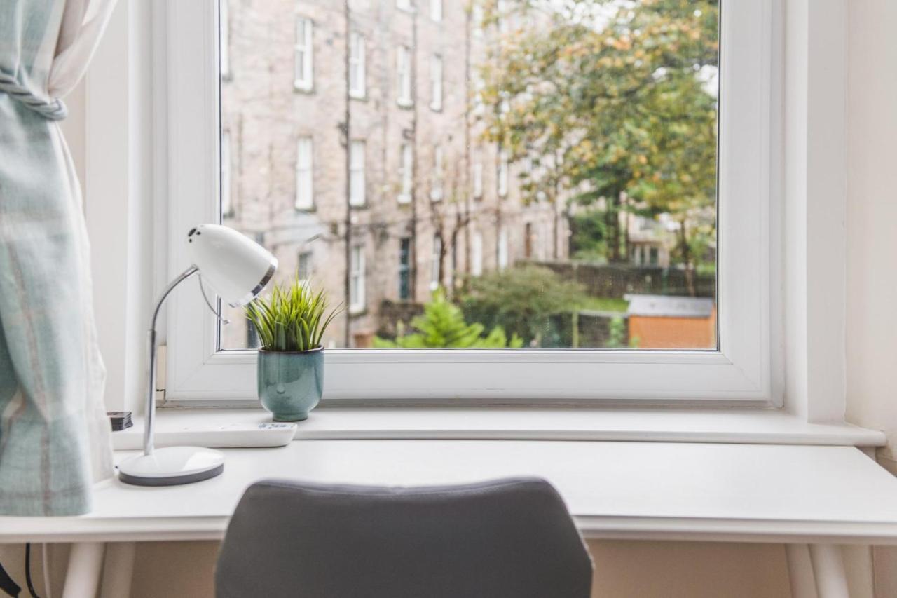 New Sleek 1Bd Edinburgh City Centre Stay Exterior photo